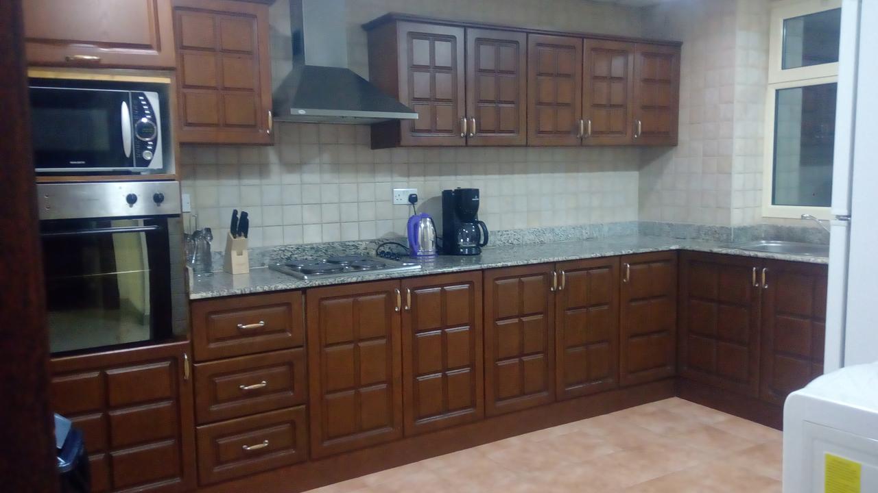 Zubara Plaza II Apartment มานามา ภายนอก รูปภาพ