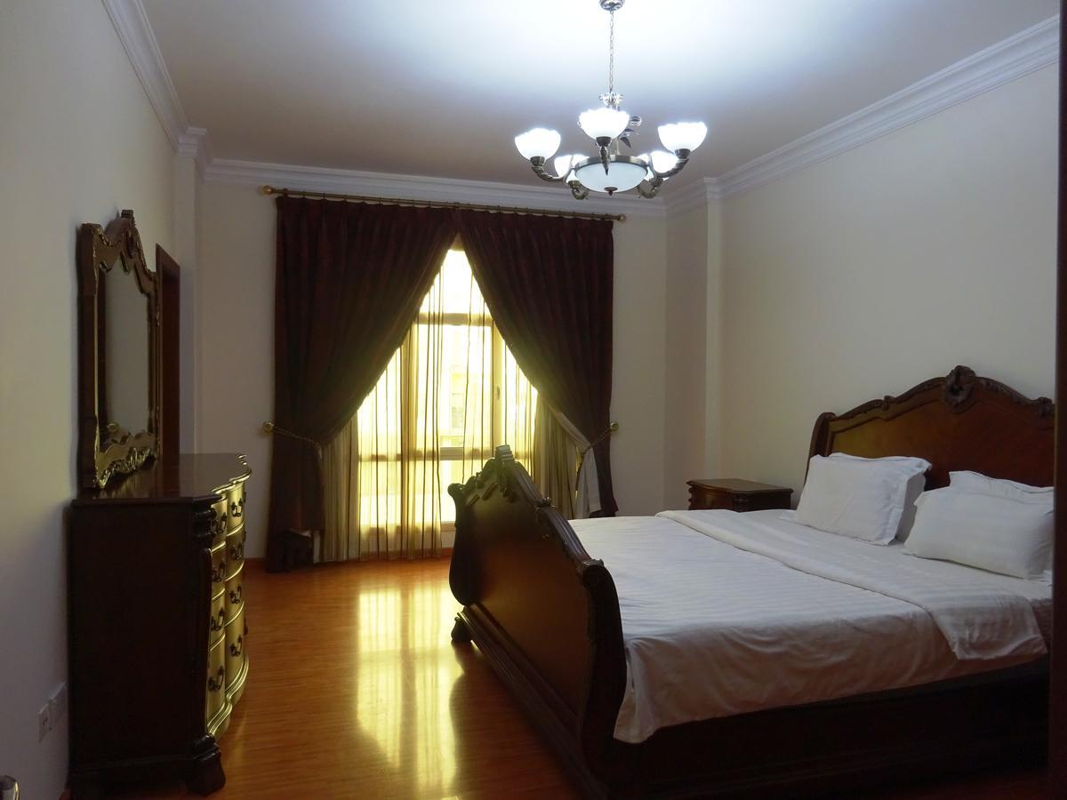 Zubara Plaza II Apartment มานามา ภายนอก รูปภาพ