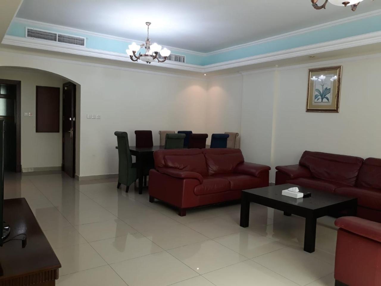 Zubara Plaza II Apartment มานามา ภายนอก รูปภาพ