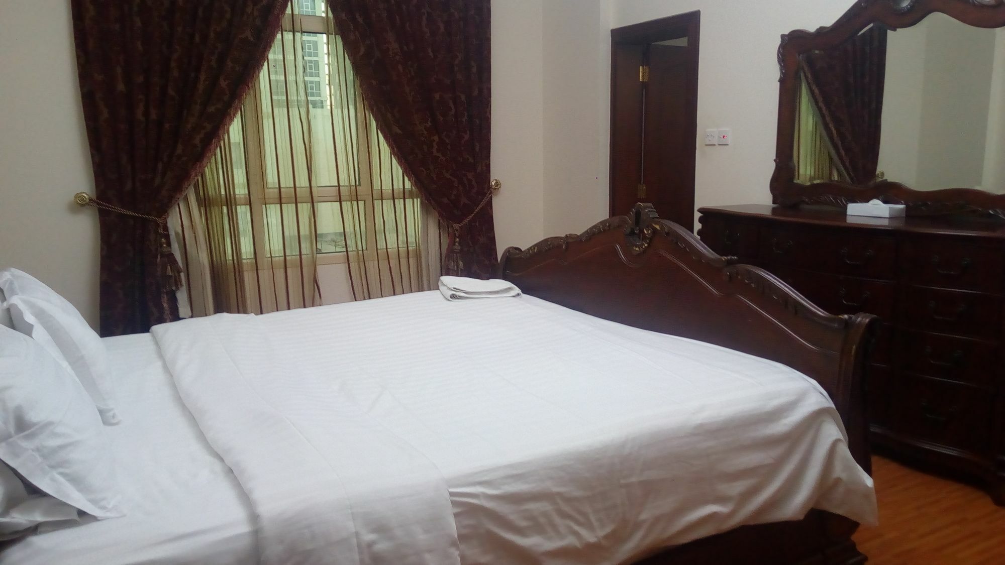 Zubara Plaza II Apartment มานามา ภายนอก รูปภาพ